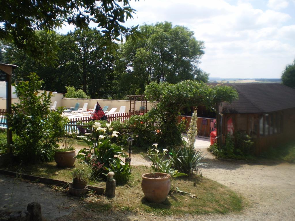 Camping Le Bois Jahan Brunelles Екстер'єр фото