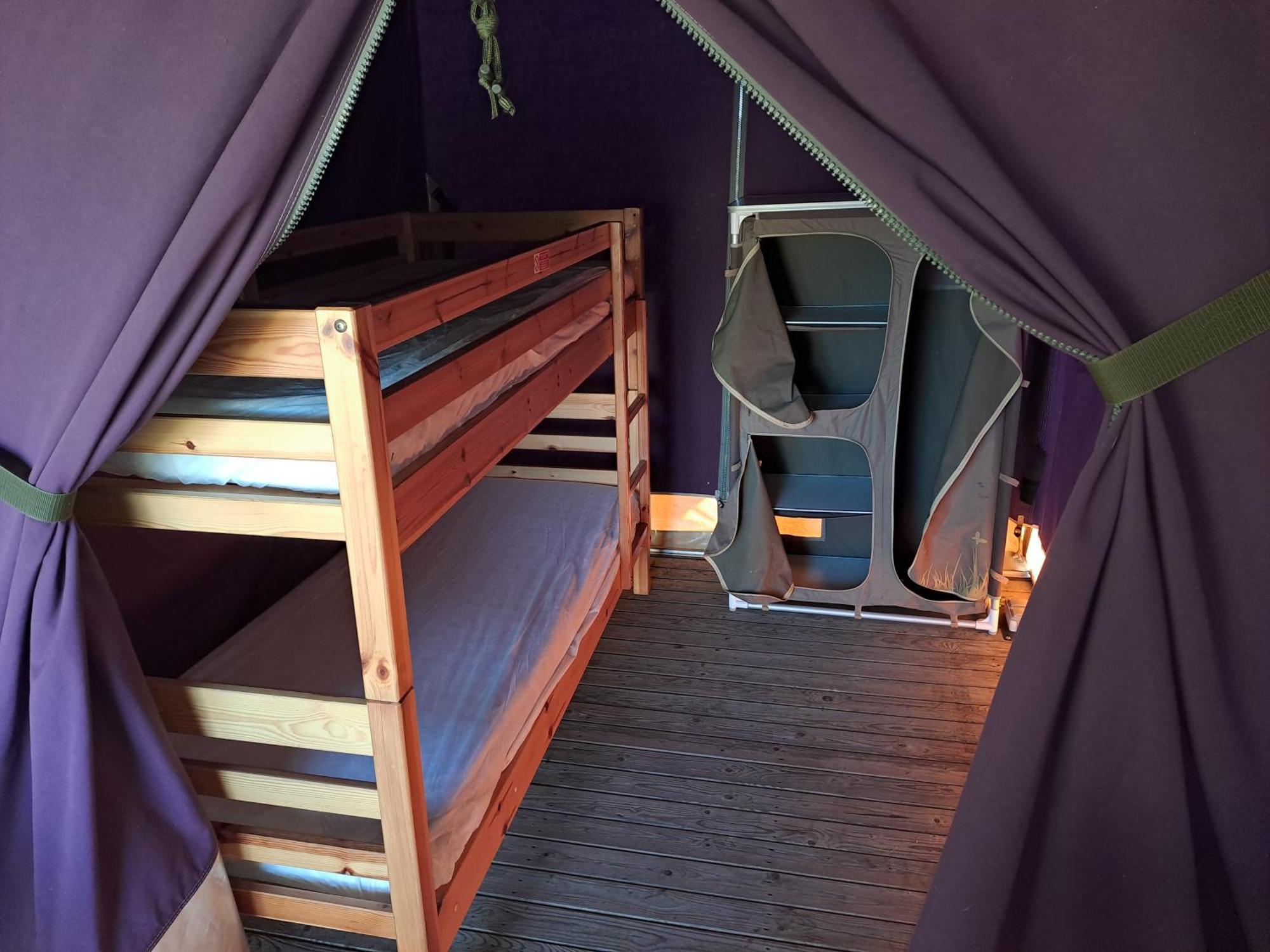 Camping Le Bois Jahan Brunelles Екстер'єр фото