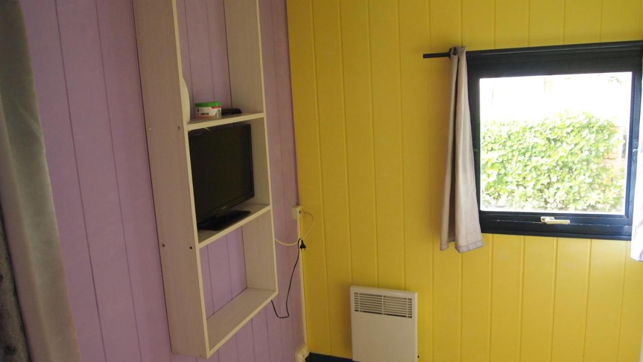 Camping Le Bois Jahan Brunelles Екстер'єр фото